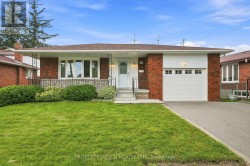 938 SCARBOROUGH GOLF CLUB ROAD  Toronto, ON M1G 1J9