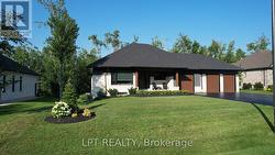 15 BYERS STREET  Springwater, ON L9X 2A3