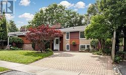 23 BENLEIGH DRIVE Toronto, ON M1H 1J1