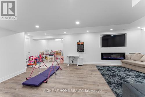 42 Alistair Crescent, Vaughan, ON 