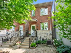 251A CHISHOLM AVENUE  Toronto, ON M4C 4W5
