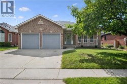 99 WESTCLIFF Way  Cambridge, ON N1S 5A7