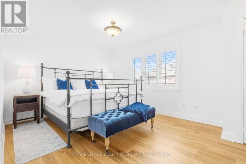 King Size Primary Bedroom - 3119 Hedges Drive, Burlington, ON 