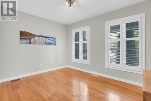 3 Maple Crown Terrace, Barrie, ON 