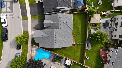 3 Maple Crown Terrace, Barrie, ON 