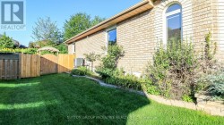 Landscaped Side Yard - 