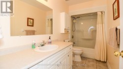 Main Floor 4pc Bathroom - 