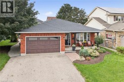 3 PEREGRINE Crescent  Elmira, ON N3B 3J2