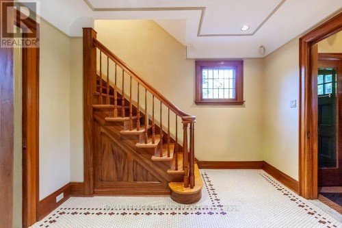 7 Chalmers Street, London East (East B), ON 