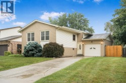 15 MONARCH DRIVE Chatham, ON N7L 5G6