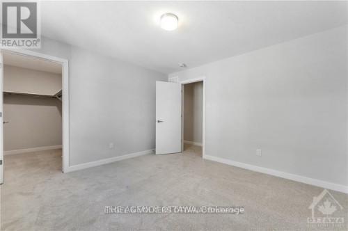 89 Hackamore Crescent, Ottawa, ON 
