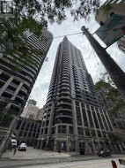 2001 - 21 CARLTON STREET  Toronto, ON M5B 1L3