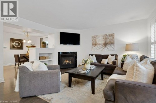88 Baggs Crescent, Cambridge, ON 
