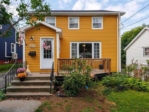 87 Harold Street  Sydney, NS B1P 3M2