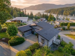 #28-1060 Shore Pine Close Duncan, BC V9L 0C4