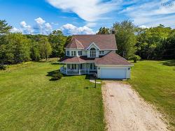 12 Homecrest Terrace Pleasant Valley, NS B5A 0G8