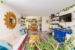 #207-3040 Pine St  Chemainus, BC V0R 1K0