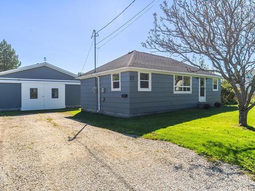 37 Pleasant Street  Yarmouth, NS B5A 5L2