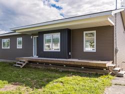 84 Sirius Crescent  Dartmouth, NS B2W 4L5