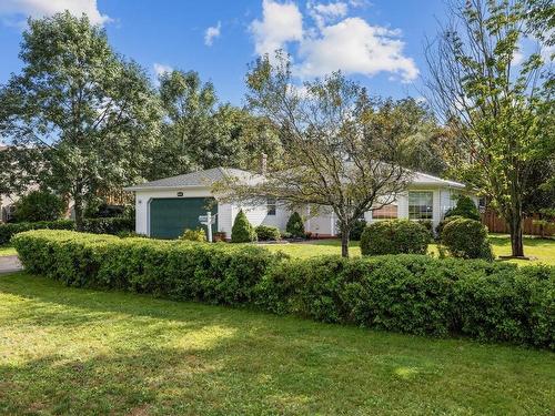 15 Oakland Drive, Charlottetown, PE 
