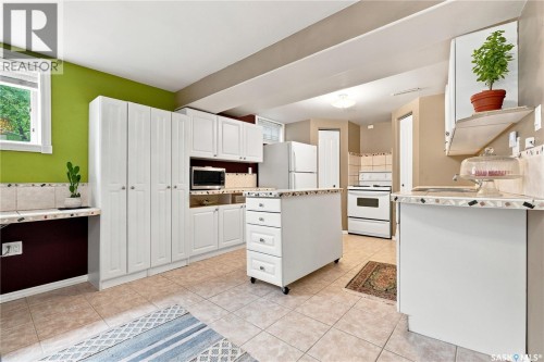 1614 Arlington Avenue, Saskatoon, SK 