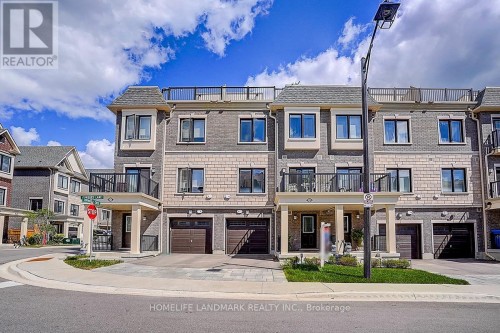 25 SUNBURY LANE  Whitchurch-Stouffville, ON L4A 4W8