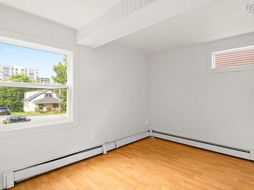 12 Frederick Avenue, Halifax, NS 
