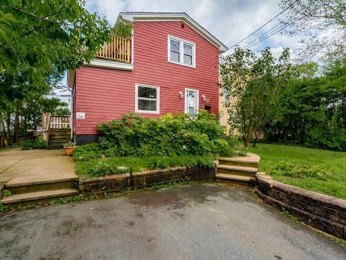 12 Frederick Avenue, Halifax, NS 
