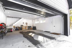 Garage - 
