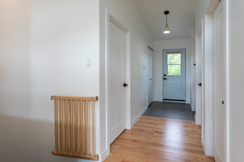 Hall d'entrée/Vestibule - 500 Rue De Varsovie, Shawinigan, QC 