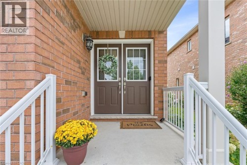 8 Duffel Crescent, Georgetown, ON 