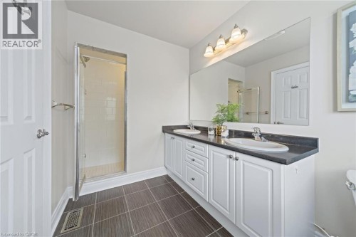 8 Duffel Crescent, Georgetown, ON 