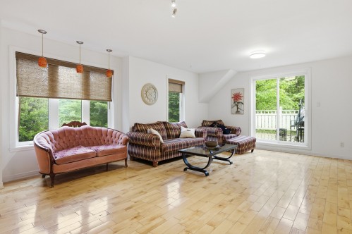 Living Room - 6652 Rue Morin, Val-Morin, QC 