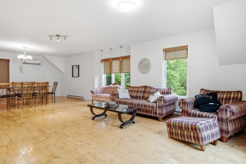 Living Room - 6652 Rue Morin, Val-Morin, QC 