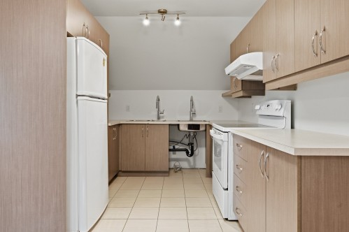 Kitchen - 6652 Rue Morin, Val-Morin, QC 