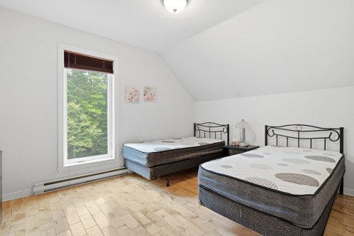 Master Bedroom - 6652 Rue Morin, Val-Morin, QC 