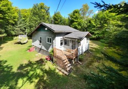 16 Ch. de la Montagne Harrington, QC J8G 2T1