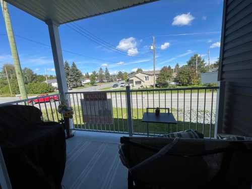Balcon - 4-760 Av. Ste-Bernadette, Rouyn-Noranda, QC 