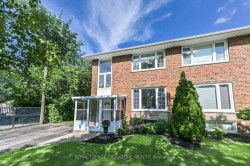 52 Daleside Crescent  Toronto, ON M4A 2H6