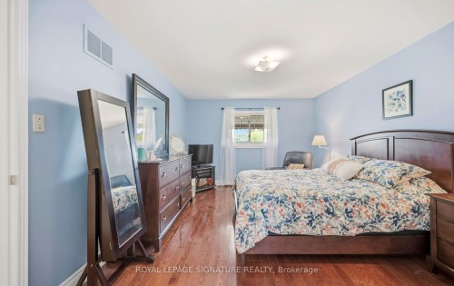 1892 Beechknoll Avenue, Mississauga, ON 
