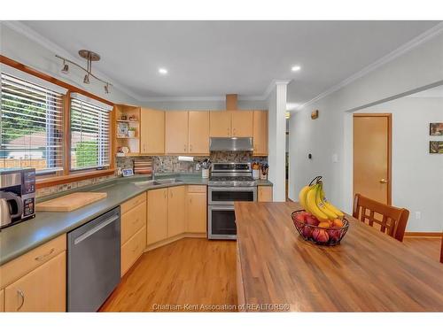 160 John Street, Chatham, ON 