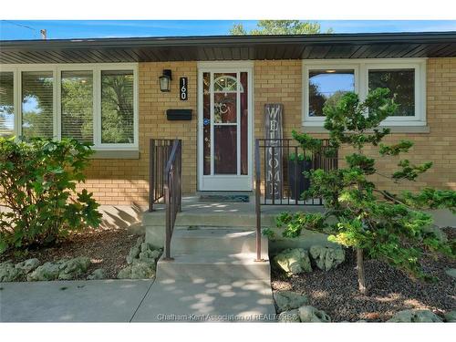160 John Street, Chatham, ON 