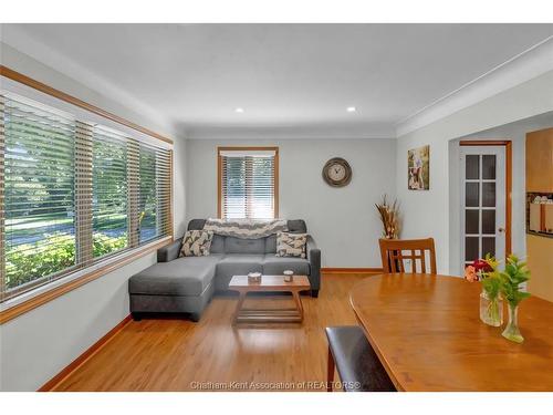 160 John Street, Chatham, ON 