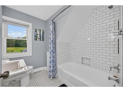 76 Renfrew, Petitcodiac, NB 