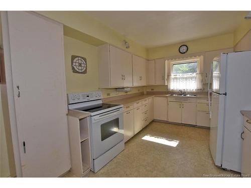 242 Highland Ave, Fredericton, NB 