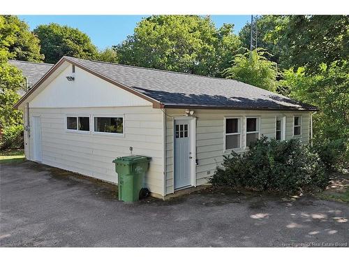 242 Highland Ave, Fredericton, NB 