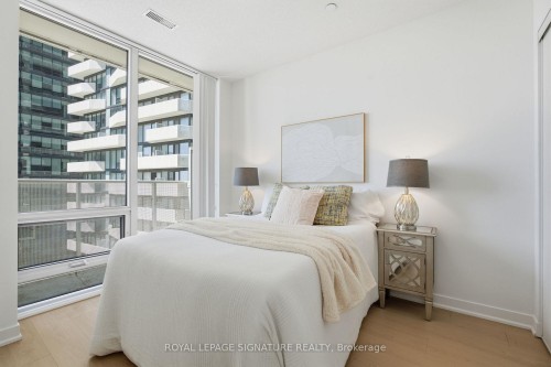 1710-88 Harbour Street, Toronto, ON 
