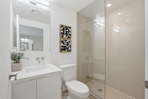 1710-88 Harbour Street, Toronto, ON 