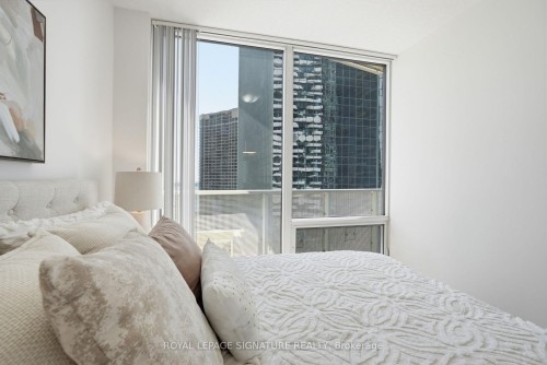 1710-88 Harbour Street, Toronto, ON 
