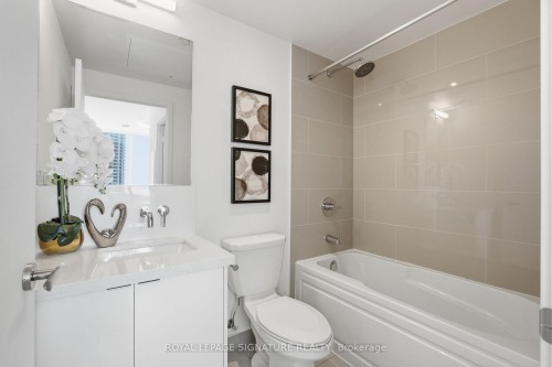 1710-88 Harbour Street, Toronto, ON 